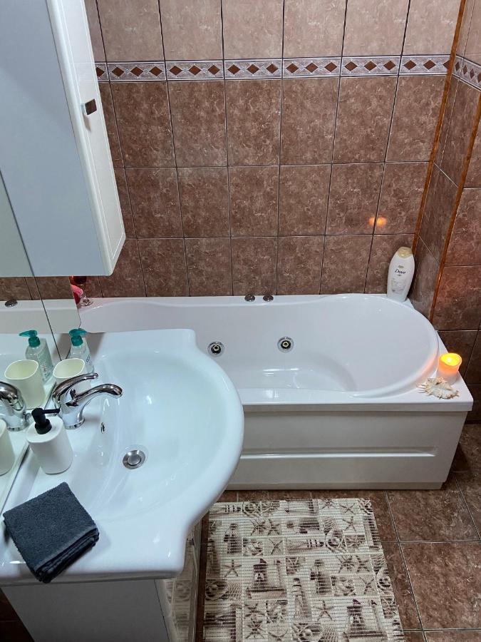 סיגישוארה Daniela'S Apartaments מראה חיצוני תמונה